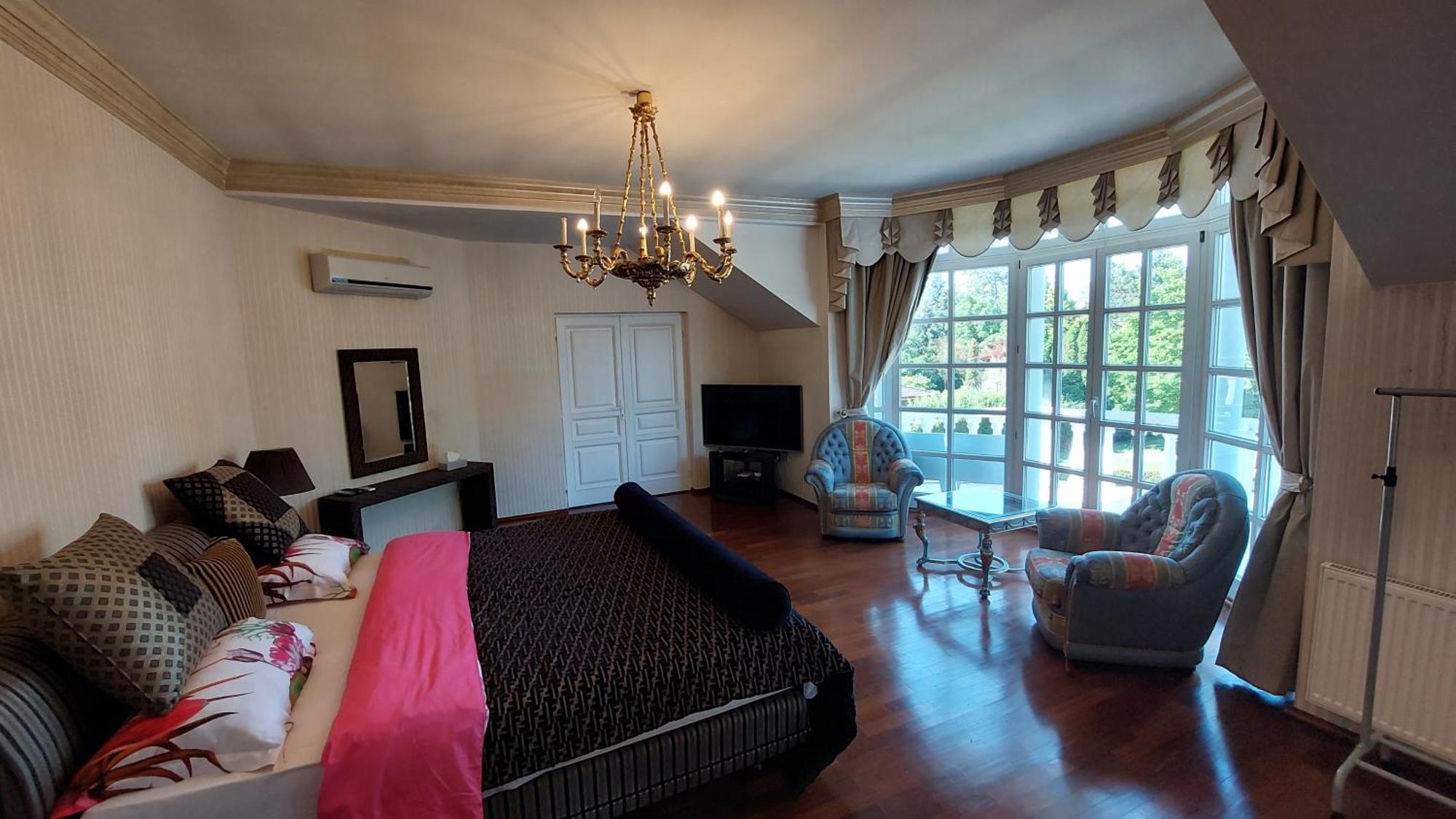 Castle Garden *** Apartamento Szombathely Quarto foto
