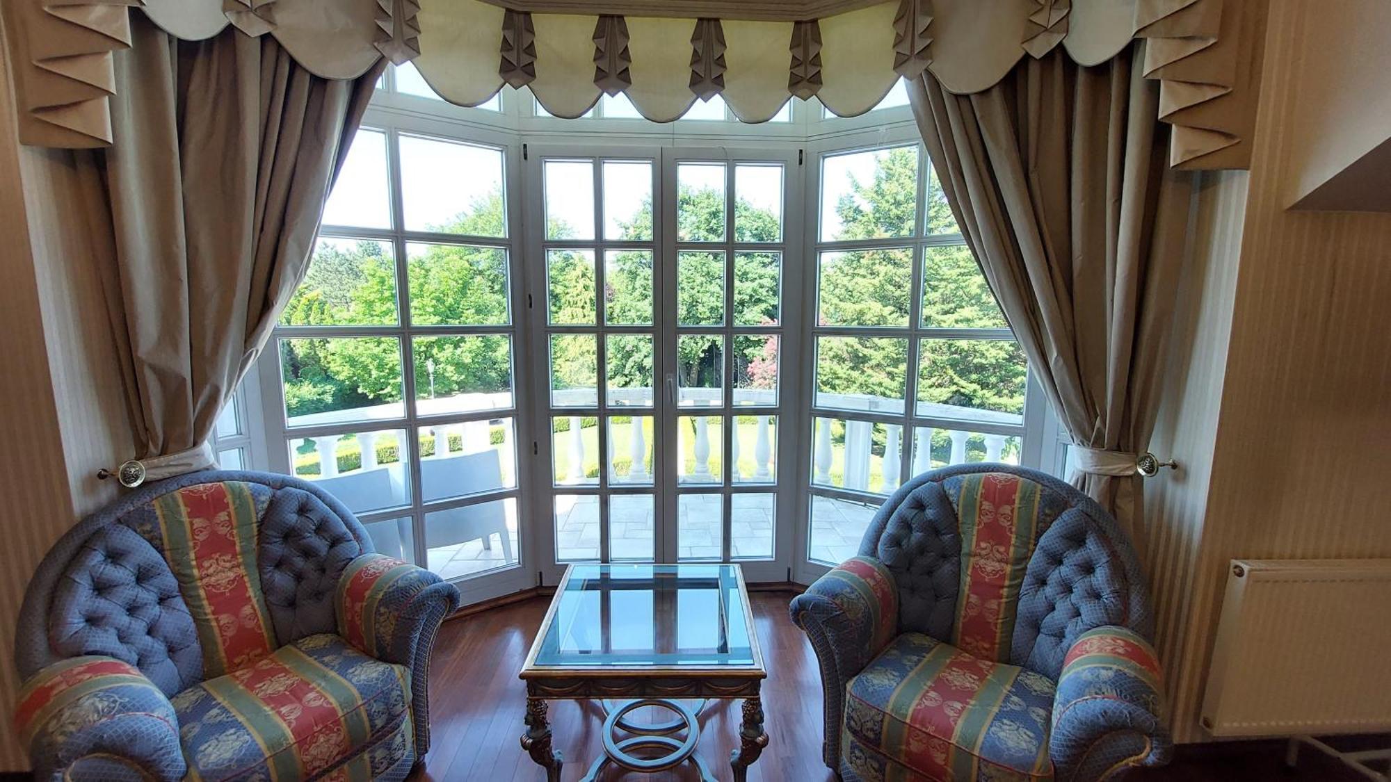 Castle Garden *** Apartamento Szombathely Quarto foto